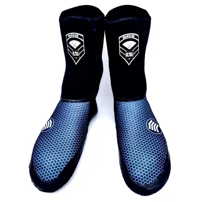 WETTY SURF BOOTS WARRIOR ULTRA CARBON : the hottest surf boots of the world