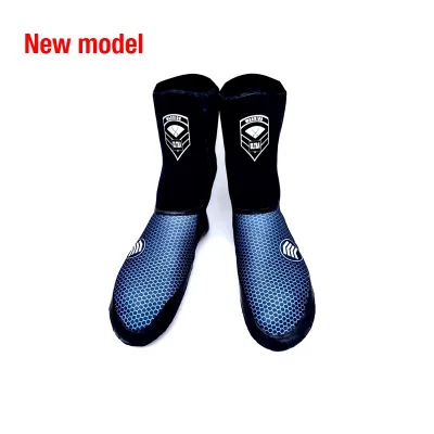 WETTY SURF BOOTS WARRIOR ULTRA CARBON : the hottest surf boots of the world